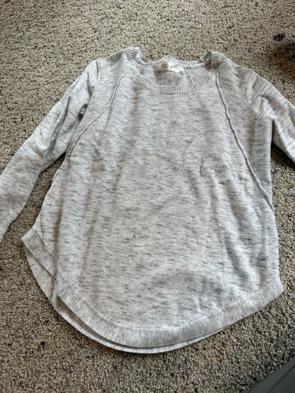 RD Style Light Heather Gray Crewneck Sweater